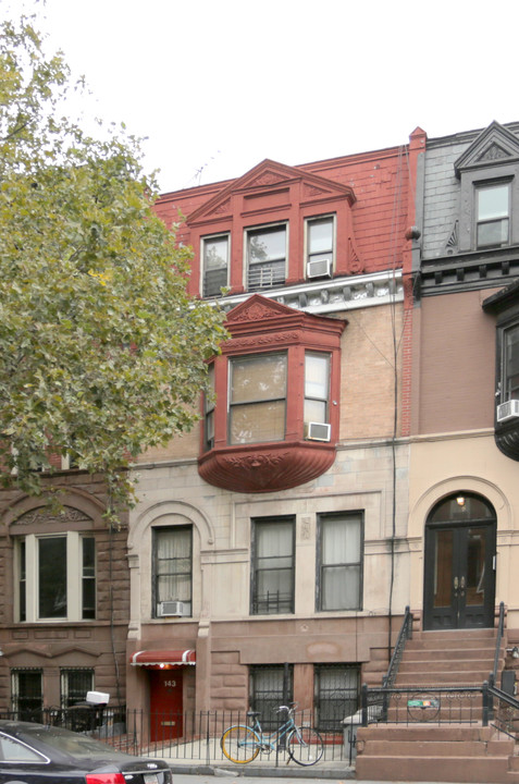 143 Halsey St in Brooklyn, NY - Building Photo