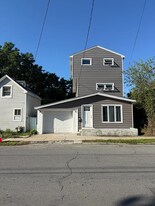 1346 10th Ave in Schenectady, NY - Building Photo