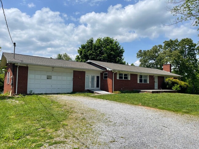 property at 4645 Douglas Dam Rd