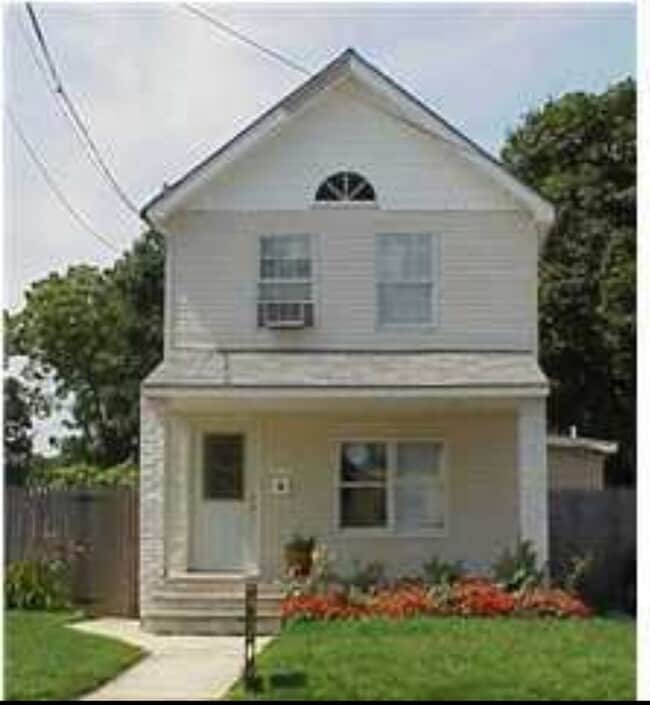 property at 563 Winter St