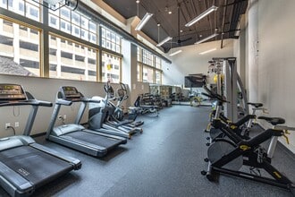 R7 Lofts in St. Paul, MN - Building Photo - Building Photo