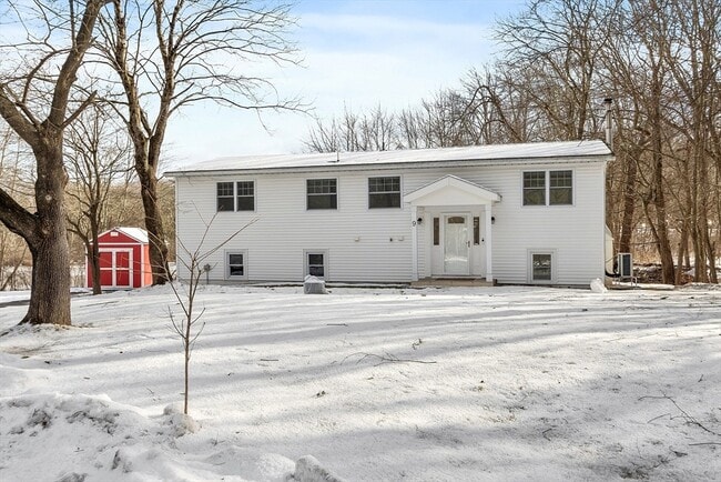 property at 9 West Rd