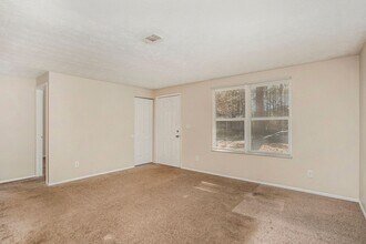 5801 Calico Ct in Lithonia, GA - Building Photo - Building Photo