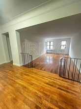 500 W 235th St in Bronx, NY - Building Photo - Building Photo