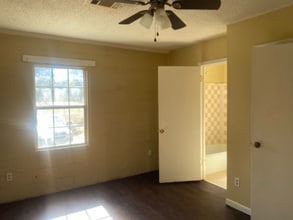 410 Wells Ave in Albany, GA - Foto de edificio - Building Photo