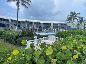 2355 NE Ocean Blvd in Stuart, FL - Building Photo - Building Photo