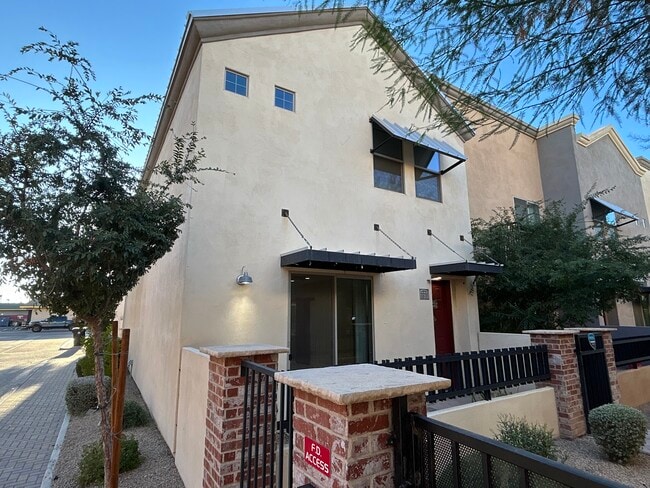 property at 1406 W Main St