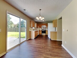 320 Southport Dr in Summerville, SC - Building Photo - Building Photo