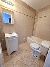 48 Ellis Ave, Unit 1 in Irvington, NJ - Foto de edificio - Building Photo