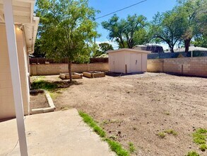 9010 Phoenix Ave NE in Albuquerque, NM - Building Photo - Building Photo