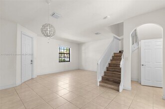 9314 W 33rd Ln in Hialeah, FL - Building Photo - Building Photo
