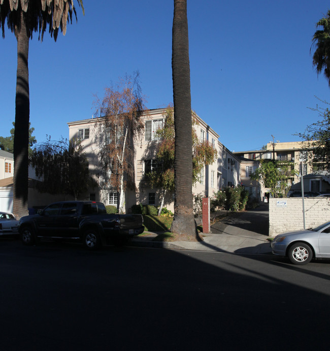 4621-4623 Ambrose Ave in Los Angeles, CA - Building Photo - Building Photo