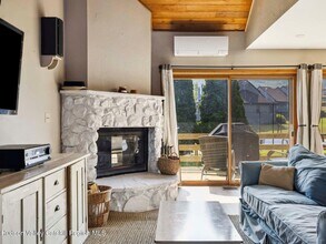 53 Windham Mt Village in Windham, NY - Building Photo - Building Photo