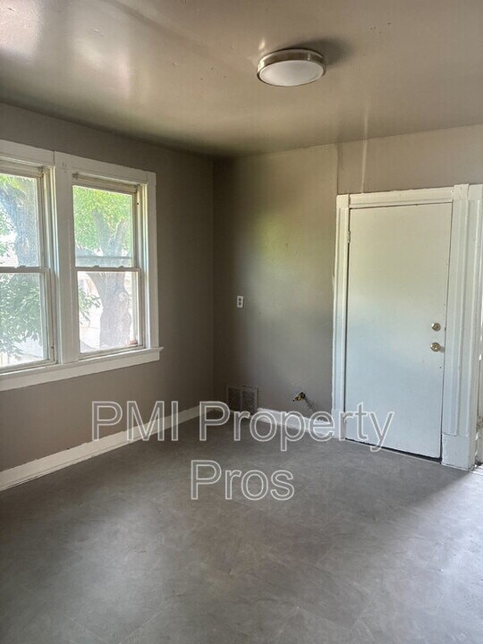 1413 N 37th St in Milwaukee, WI - Building Photo