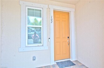 4558 Arboretum Cir in Naples, FL - Foto de edificio - Building Photo