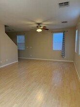 1358 Grass Creek Ave in Henderson, NV - Building Photo - Building Photo