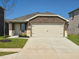 1604 Potomac Ln in Blue Ridge, TX - Building Photo