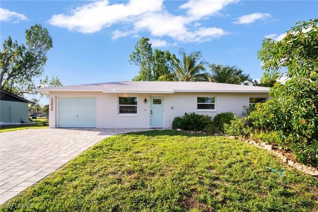 13014 Seventh St in Ft. Myers, FL - Building Photo - Building Photo