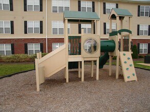 Salisbury Village at Castlewood in Salisbury, NC - Foto de edificio - Building Photo