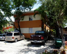 949 NW 5th St Apartments