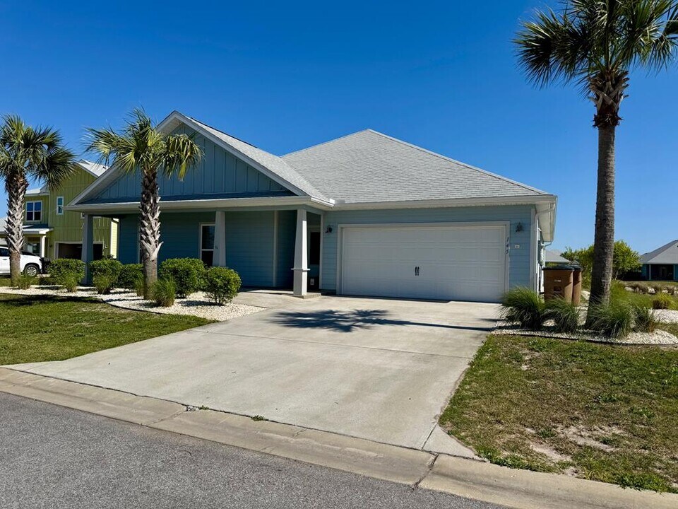 145 Sandy Ln in Port St. Joe, FL - Building Photo