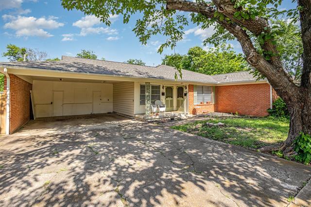 6709 Ascot Ln in Dallas, TX - Building Photo