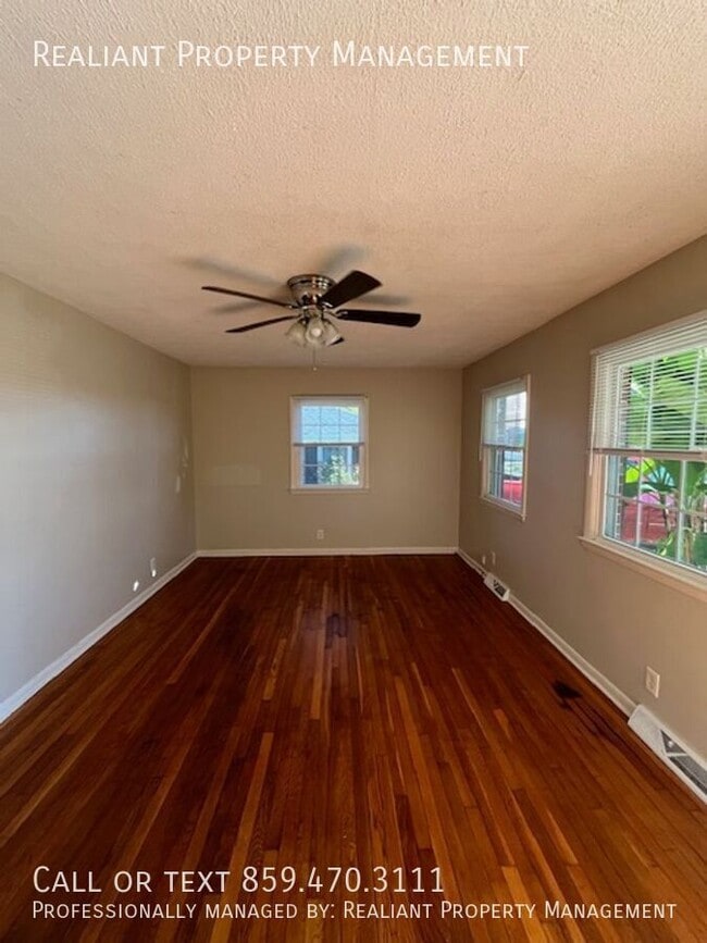 125 Hillcrest Dr in Nicholasville, KY - Building Photo - Building Photo