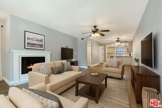 26758 Claudette St in Santa Clarita, CA - Building Photo - Building Photo