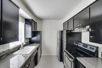 The Parker in San Diego, CA - Building Photo - Building Photo