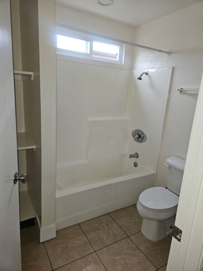 1635 Pentecost Way in San Diego, CA - Building Photo - Building Photo