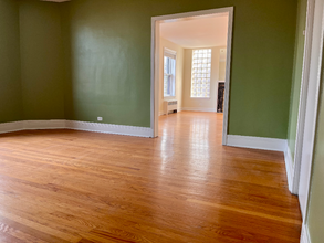 2450 N Kedzie Blvd in Chicago, IL - Building Photo - Building Photo