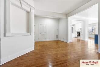 6961 Fellowship Ln in Flowery Branch, GA - Building Photo - Building Photo