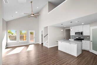 7628 Woodford Ave in Amarillo, TX - Building Photo - Building Photo