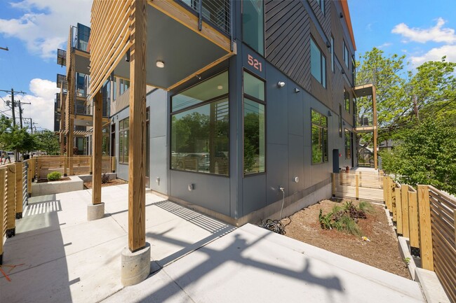 property at 521 N Mangum St