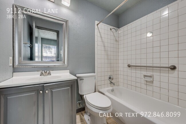 9112 Coral Ln in Fort Worth, TX - Building Photo - Building Photo