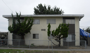 8601 D St in Oakland, CA - Foto de edificio - Building Photo