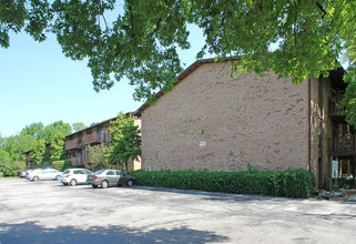 Fairwood Apartments in Nashville, TN - Building Photo - Building Photo