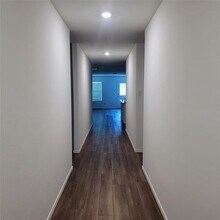 1213 Wildflower St in Ennis, TX - Building Photo - Building Photo