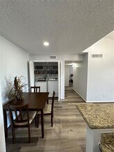 10101 S Gessner Rd in Houston, TX - Building Photo - Building Photo