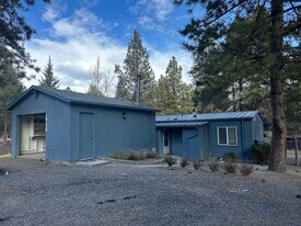 19178 Choctaw Rd in Bend, OR - Building Photo