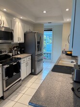 19811 Boca W Dr in Boca Raton, FL - Building Photo - Building Photo