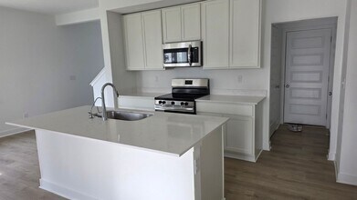 7495 Marin Pkwy in Cumberland, IN - Building Photo - Building Photo