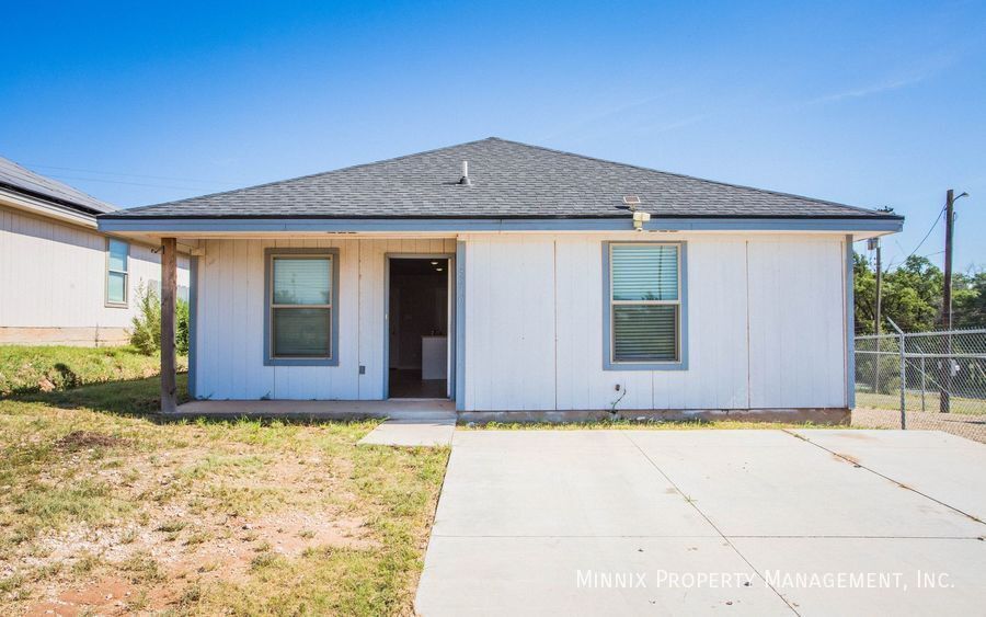 4319 E 61st St in Lubbock, TX - Building Photo