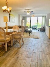 4832 Esedra Ct in Greenacres, FL - Foto de edificio - Building Photo