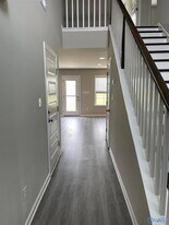 102 Wyatt Miles Ln in Toney, AL - Building Photo