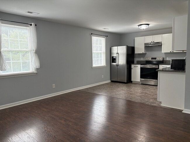 1001 Grayland St in Greensboro, NC - Building Photo - Building Photo