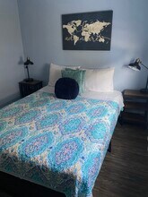 241 Tacoma Ave in Buffalo, NY - Foto de edificio - Building Photo