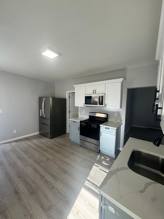 290 Orange St in Waterbury, CT - Building Photo