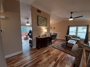 8 Stout Run Ct in Catonsville, MD - Building Photo - Building Photo
