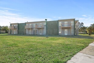 The Landings at Red Rock in Tullahoma, TN - Building Photo